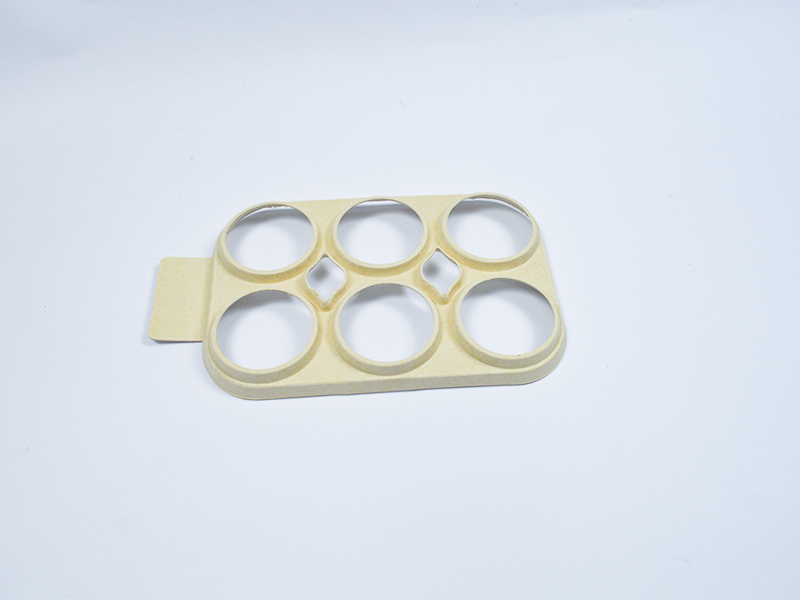 Customized packaging lining made of wet-pressed paper with raw wood pulp