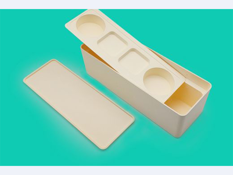 Mooncake box made of sugarcane pulp, packaged in colorful eco-friendly paper tra
