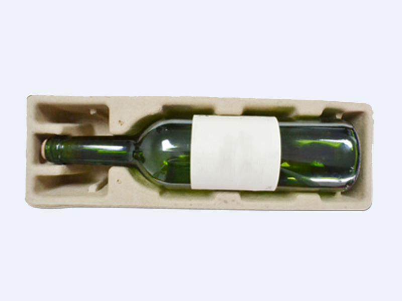 White dry-pressed paper-plastic eco-friendly packaging for wine paper holder