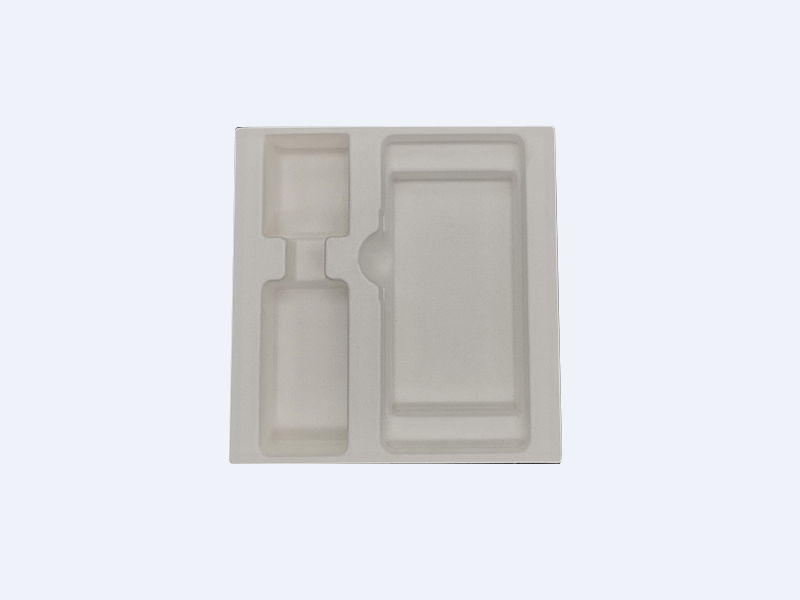 High-quality facial mask in white wet-pressed paper tray, with degradable and en
