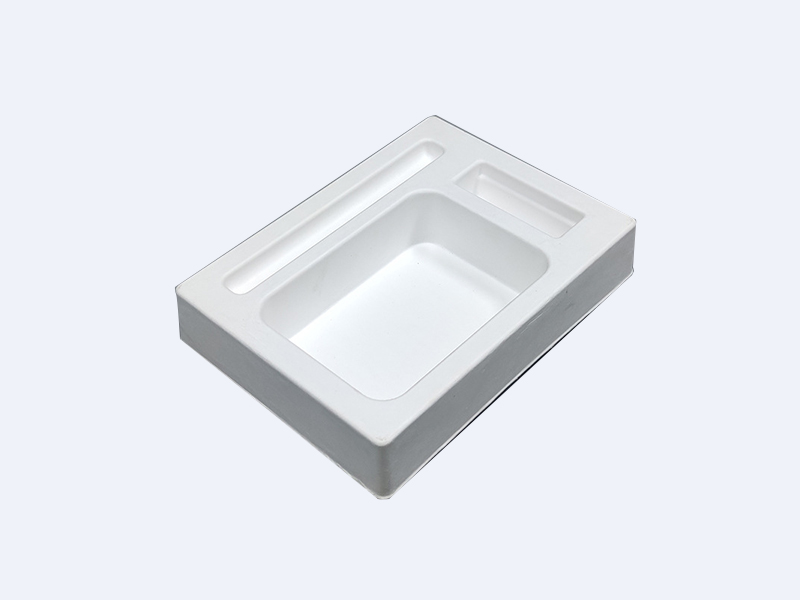 Bluetooth speaker in white - wet-pressed sugarcane pulp paper holder